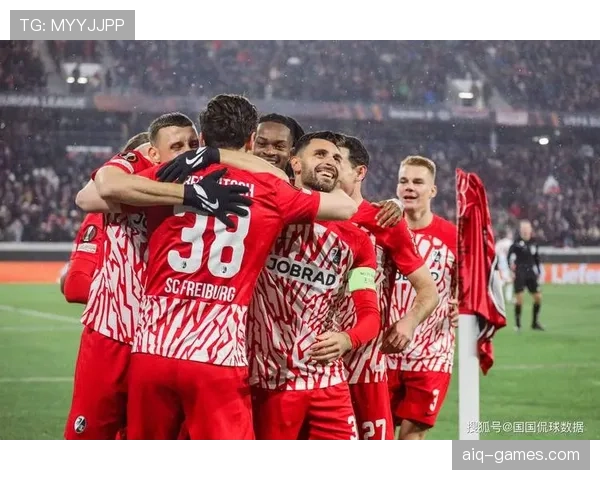 弗赖堡逼抢体系全面升级,战术灵活多变助力球队稳步提升 弗赖堡逼抢体系全面升级,战术灵活多变助力球队稳步提升