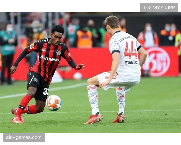 多特蒙德战术革新开启新赛季，重塑竞争力引关注